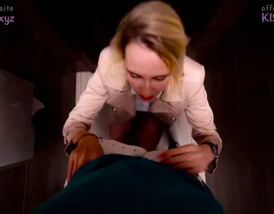 Свидание с новой девушкой из Тиндера закончилось минетом в туалете