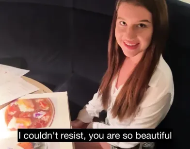 Русский пикапер разводит девушку на секс в туалете