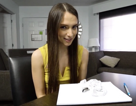 Молодая студентка призналась, что любит потрахаться