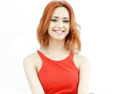 Молодая рыжая красотка на порно кастинге