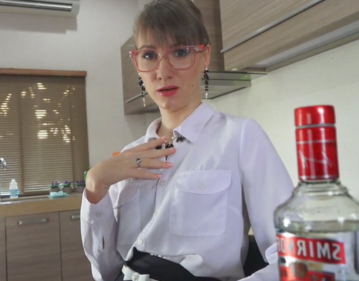 Выпила водки с клиентом и все это закончилось сексом